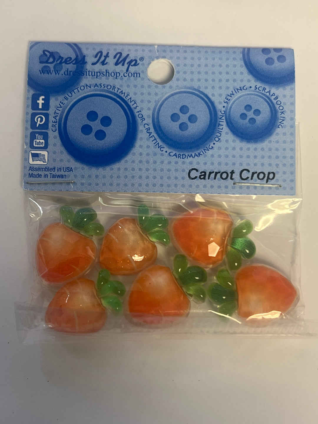 Dress It Up - Carrot Crop Buttons - Version 2